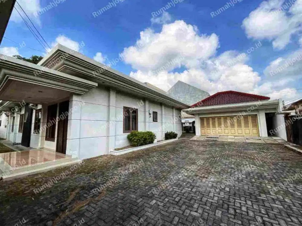 rumah area pandega Marta pogung UGM tanah sangat luas