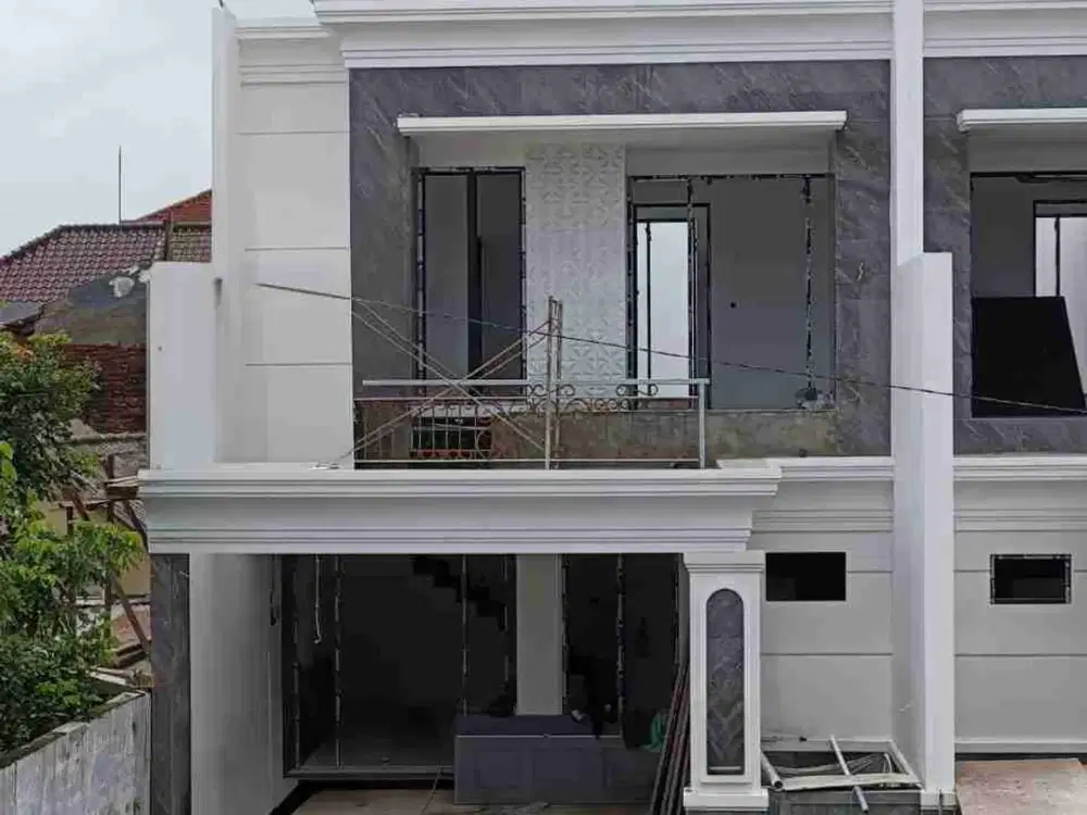 Dijual rumah Araya 2