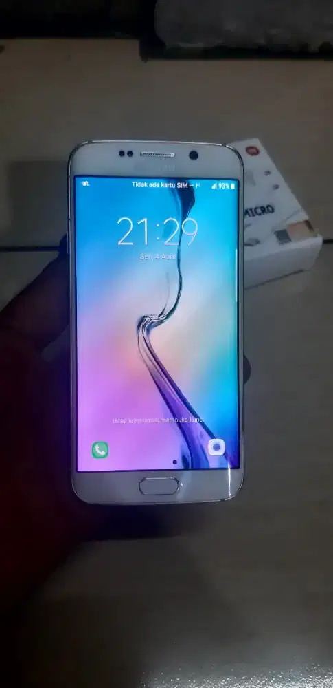 SAMSUNG galaxy S6 edge