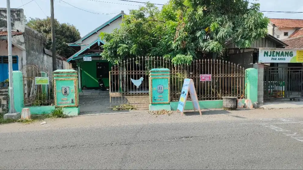 Rumah dekat pasar sambi
