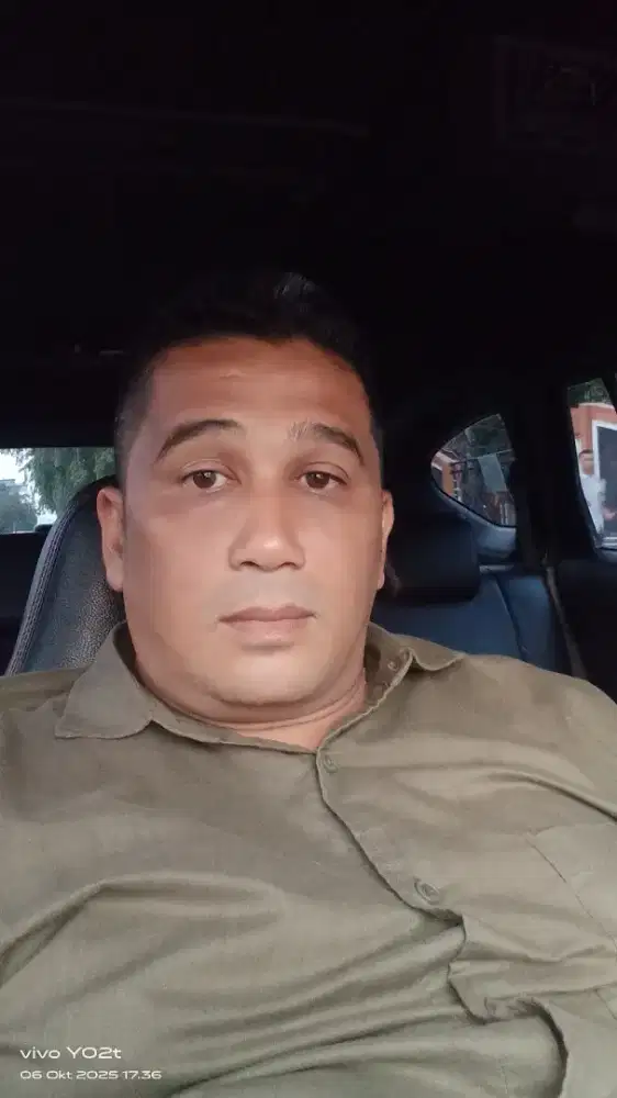 Saya sedang cari kerja sebagai driver