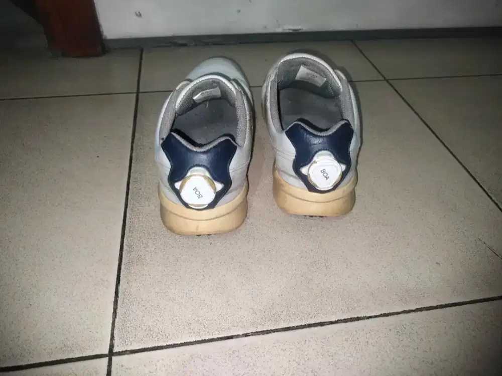 Sepatu golf footjoy no 43 masih bagus