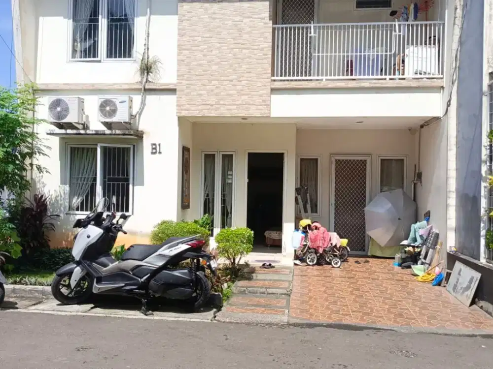 Rumah Hadap Timur 15 Menit ke Gerbang Tol Ciputat 1 Bisa KPR J-33149