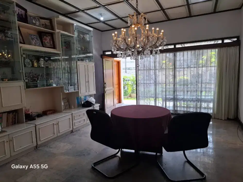 Rumah mewah 2 Lantai di Setiabudhi Bandung utara