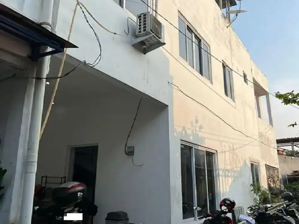 Rumah 2 Lt SHM 16 Mnt ke AEON Mall Tanjung Barat Dibantu KPR J-32691