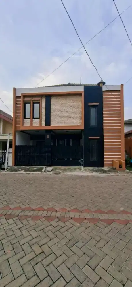 Disewakan Rumah di Kawasan Menanggal