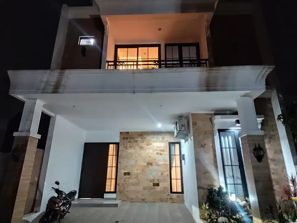 Rumah 2 Lt Bisa KPR Dekat Gerbang Tol Veteran 1 Hadap Timur J-34131