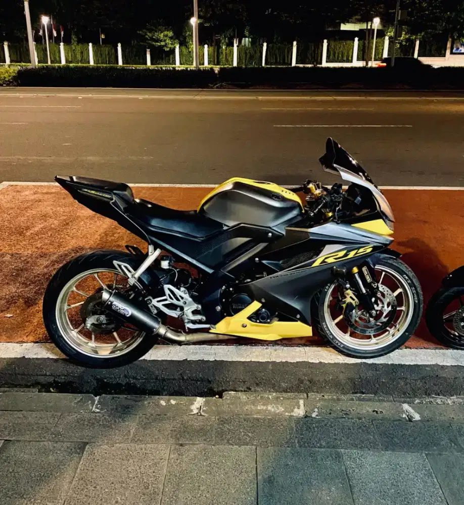 MOTOR YAMAHA R15V3