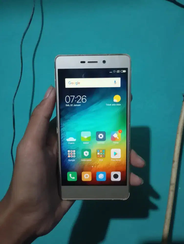 Xiomi redmi 3s ram 2GB 4G LTE