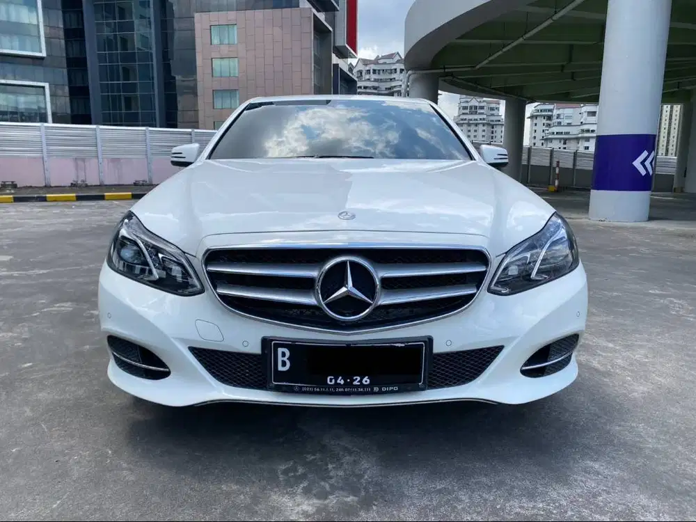 (KM20rb) Mercedes E250 2.0 Avantgarde Facelift 2014/2016 // E400