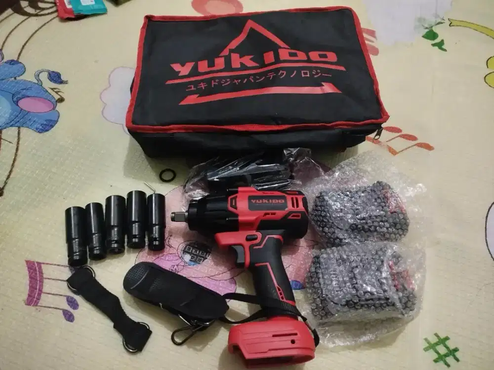 Bor tanpa kabel // Cordless Impack YUKIDO Ab8-600FW