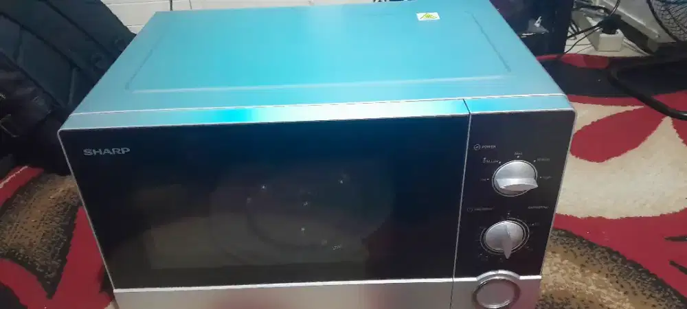 Microwave merk sharp tipe R21D0 23L