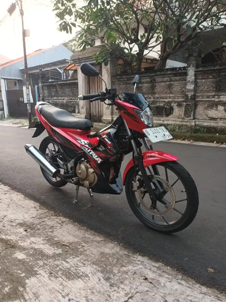 Dijual satria Fu 2013 pjk lewat
