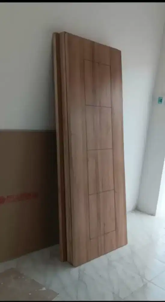 Pintu triplek minimalis