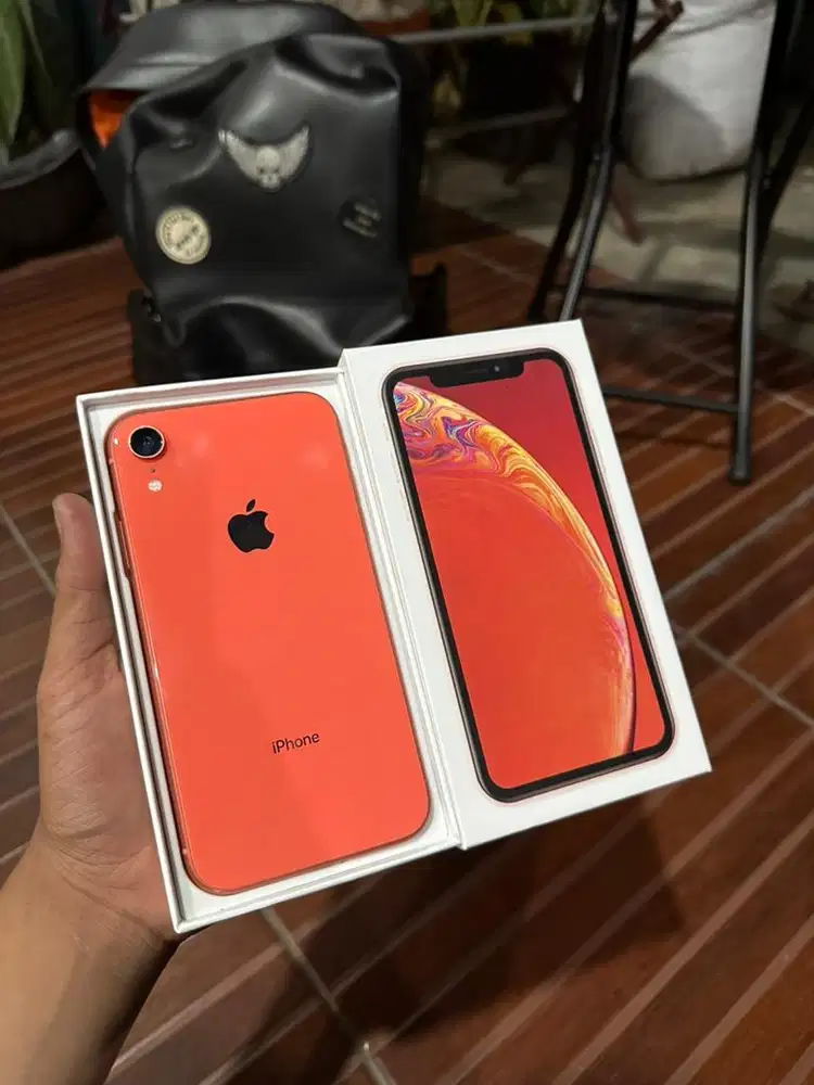 iPhone Xr 64GB inter ( Coral )