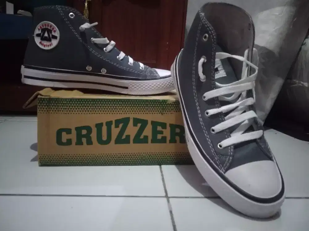 Cruzzero sneaker