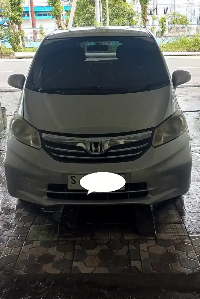 Honda Freed type S Th 2013