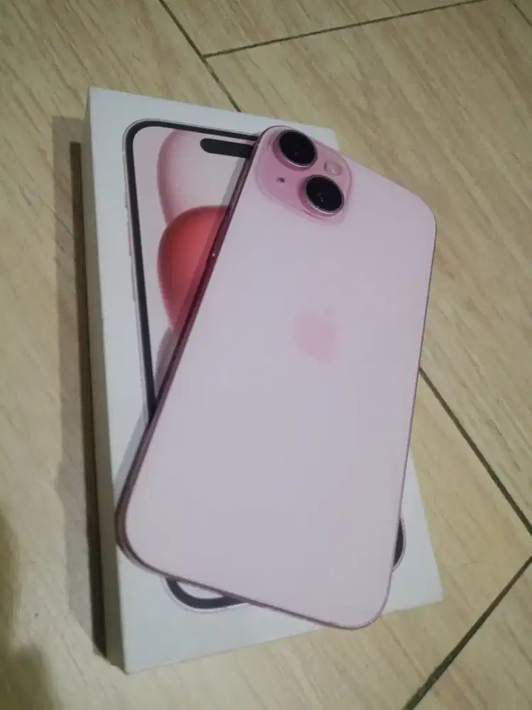 iPhone 15 128 GB fullset resmi iBox