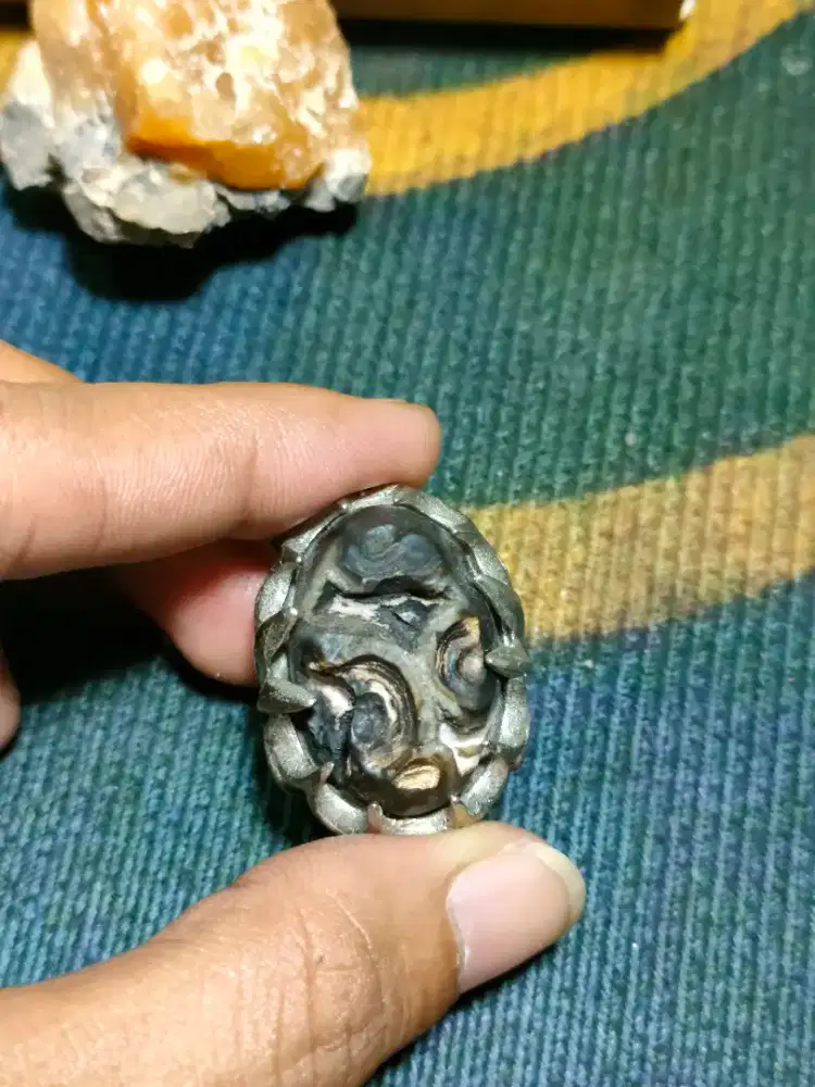 Batu akik karang nunggal hitam sakral pamor lam alif