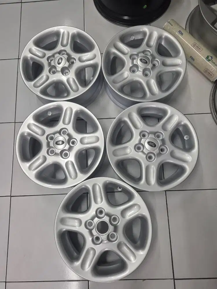 Velg oem landrover Flelender R15 pcd 5*114.3 lebar 5.5 et46.5pcs