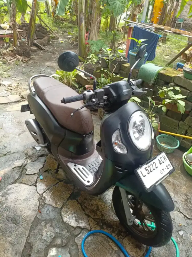 DIJUAL MOTOR BEKAS SCOOPY