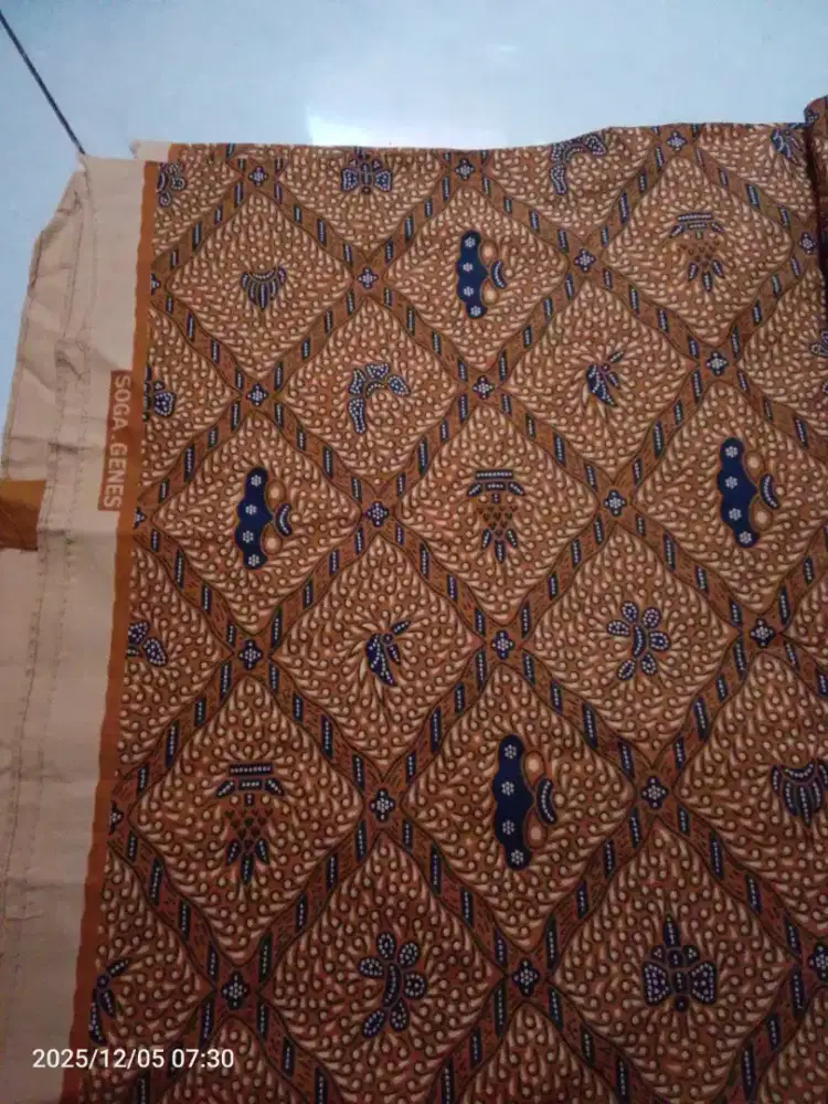 Kain jarik batik tulis