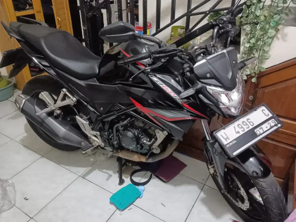 CB 150R mulus siap pakai
