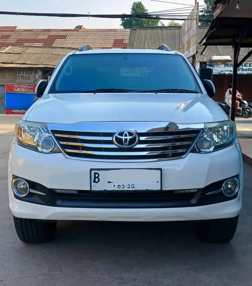 Fortuner 2014/15 km 70rb bensin 2.7 g