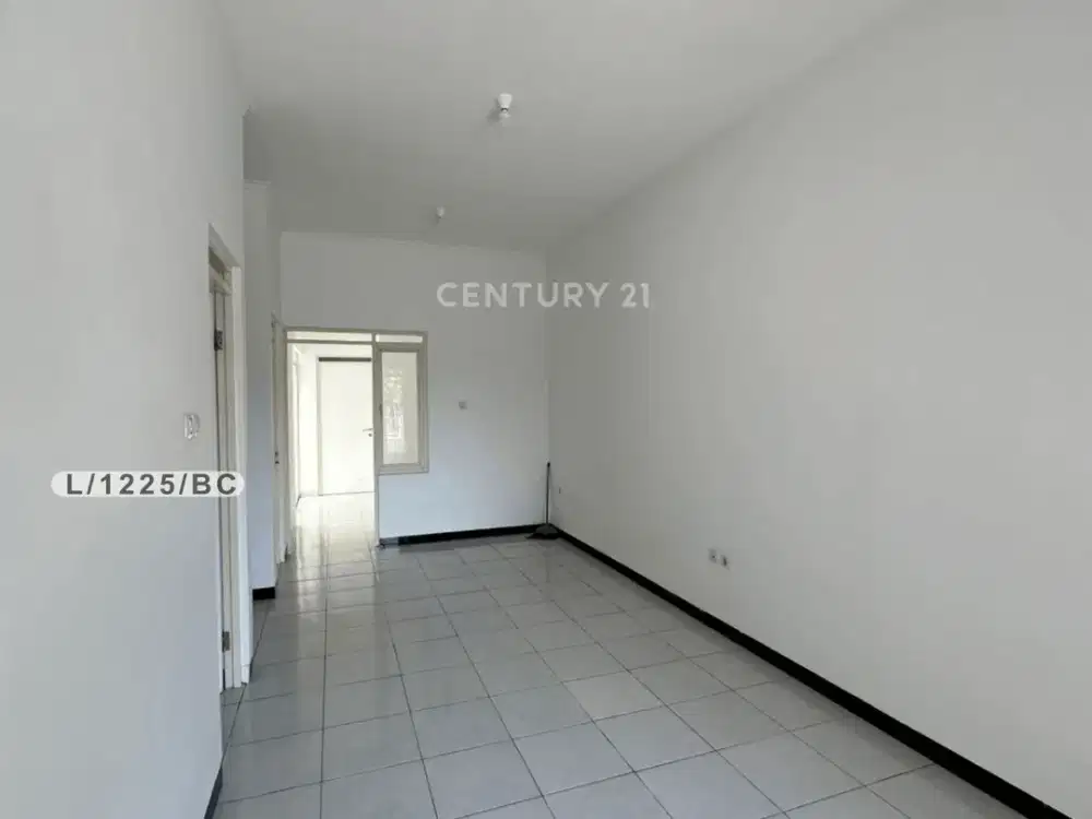 Rumah Siap Huni Lingkungan Nyaman Dan Strategis Di TKI 3 Bandung