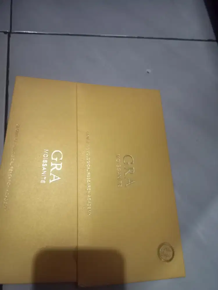 Batu permata sudah bersertifikat