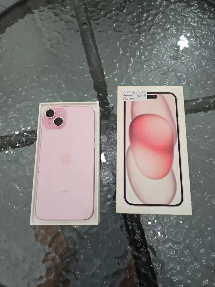iPhone 15 plus 128GB Garansi resmi iBox indonesia like new