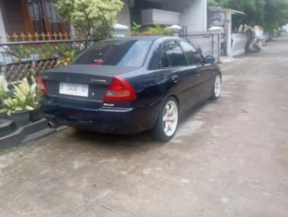 Mitsubishi Lancer 1997 Bensin