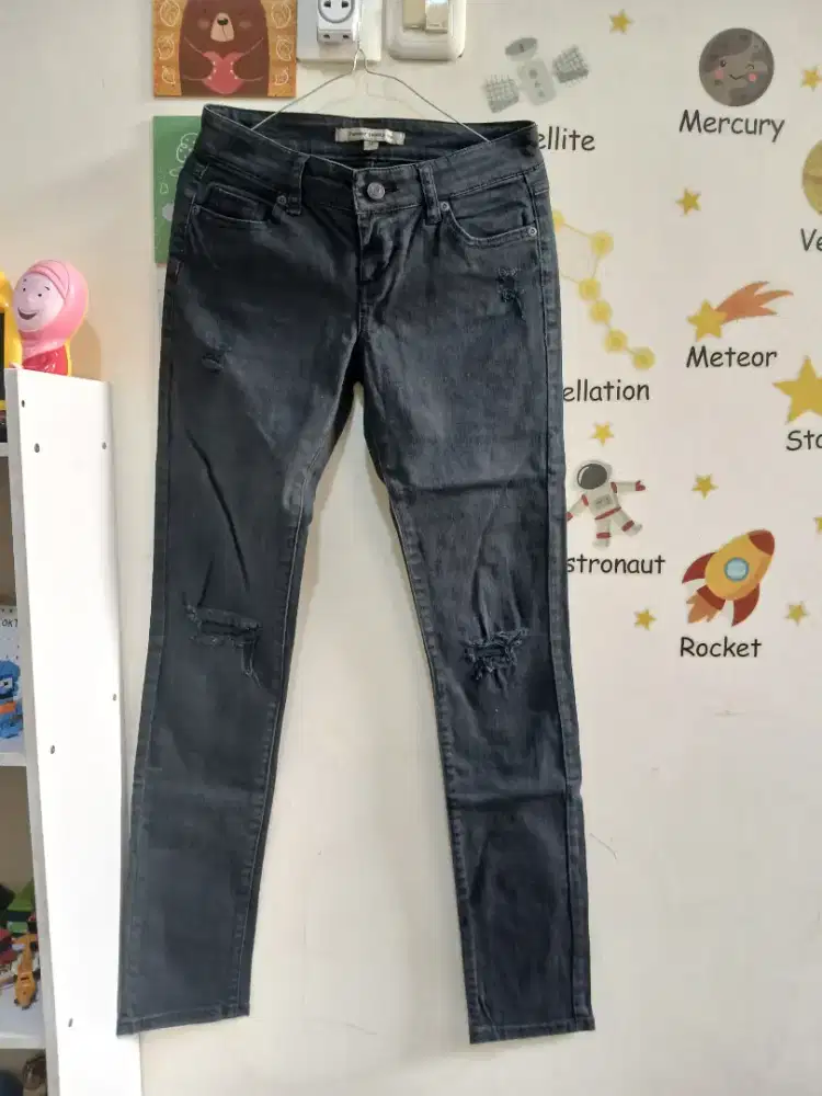 Celana wanita dan jeans wanita