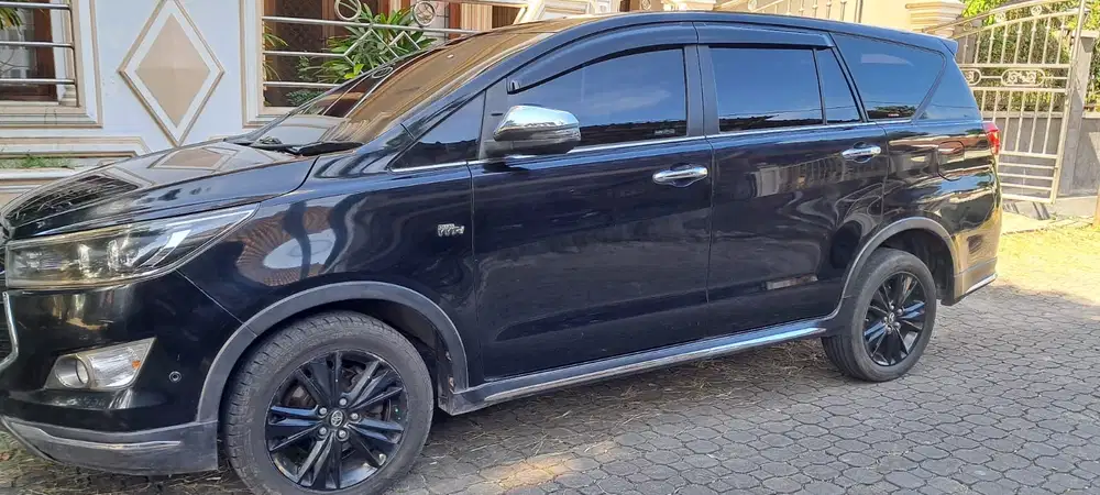 Toyota Kijang Innova 2017 Bensin