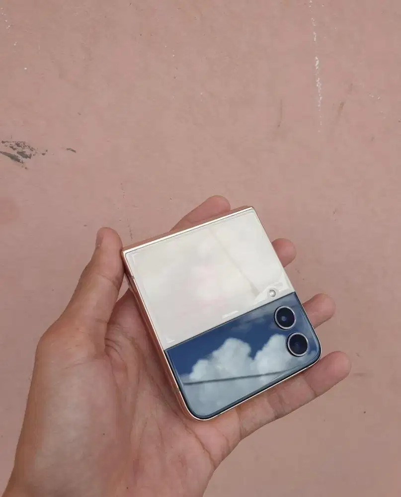 Samsung z flip 4 8/256 gb