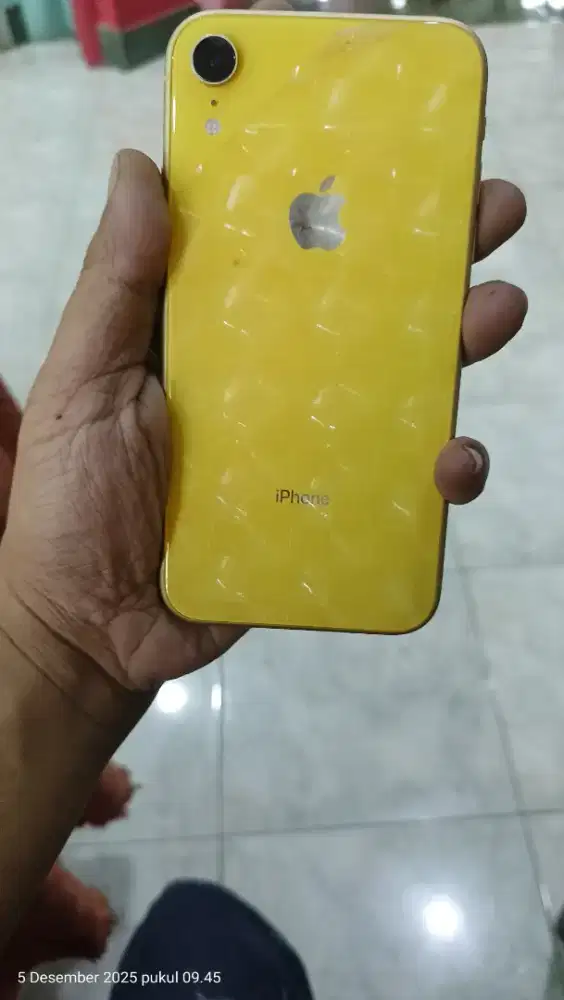 Di jual iphone xr 64gb intr