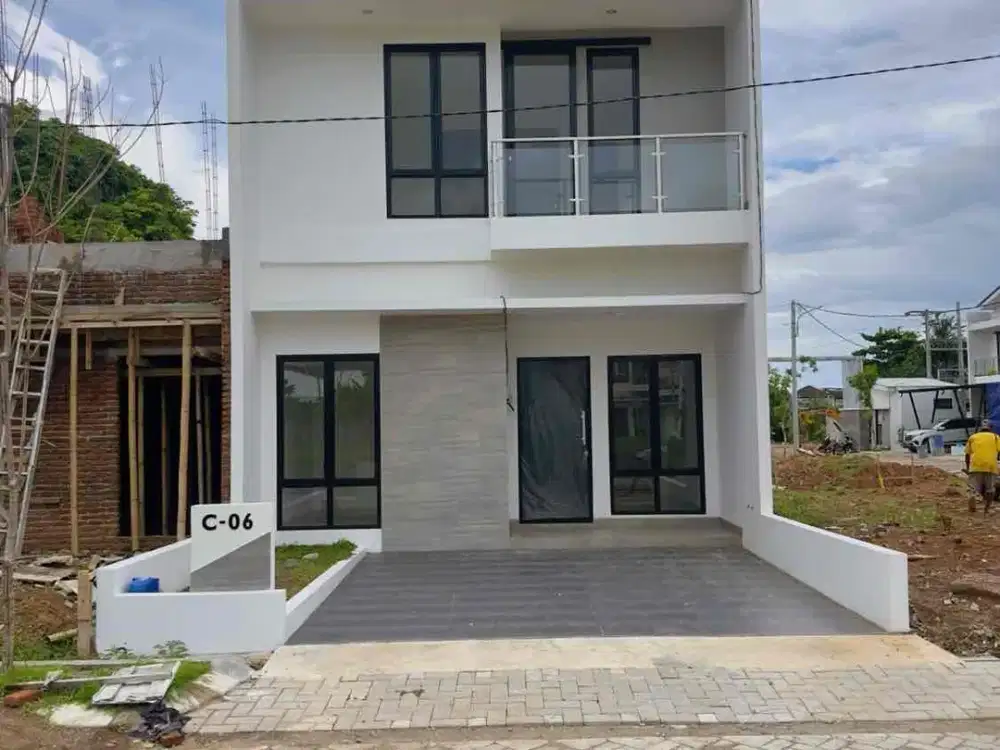 DIJUAL RUMAH 2 LANTAI JALAN PERINTIS KEMERDEKAAN MAKASSAR