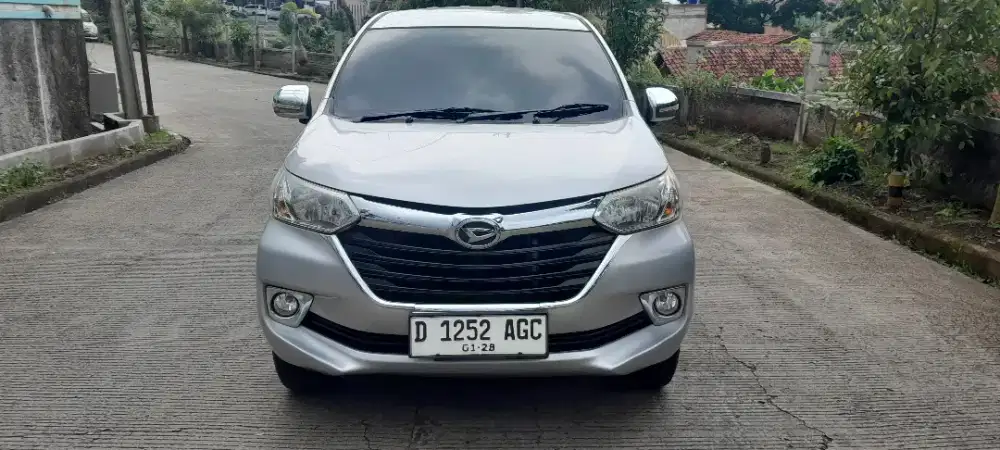 XENIA R DELEX 1,3 KM 82 STU TANGAN