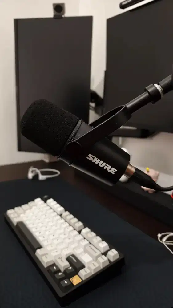 Shure MV7X Microphone Pembelian 31 Mei 2025 Fullset Garansi Resmi Indo