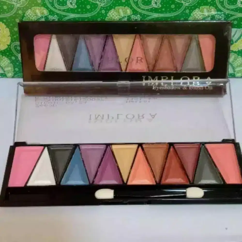 Eyeshadow implora
