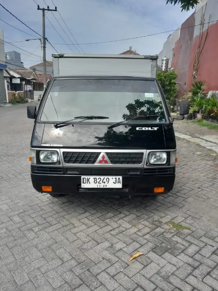 Mitsubhisi.L300 box ac/ps