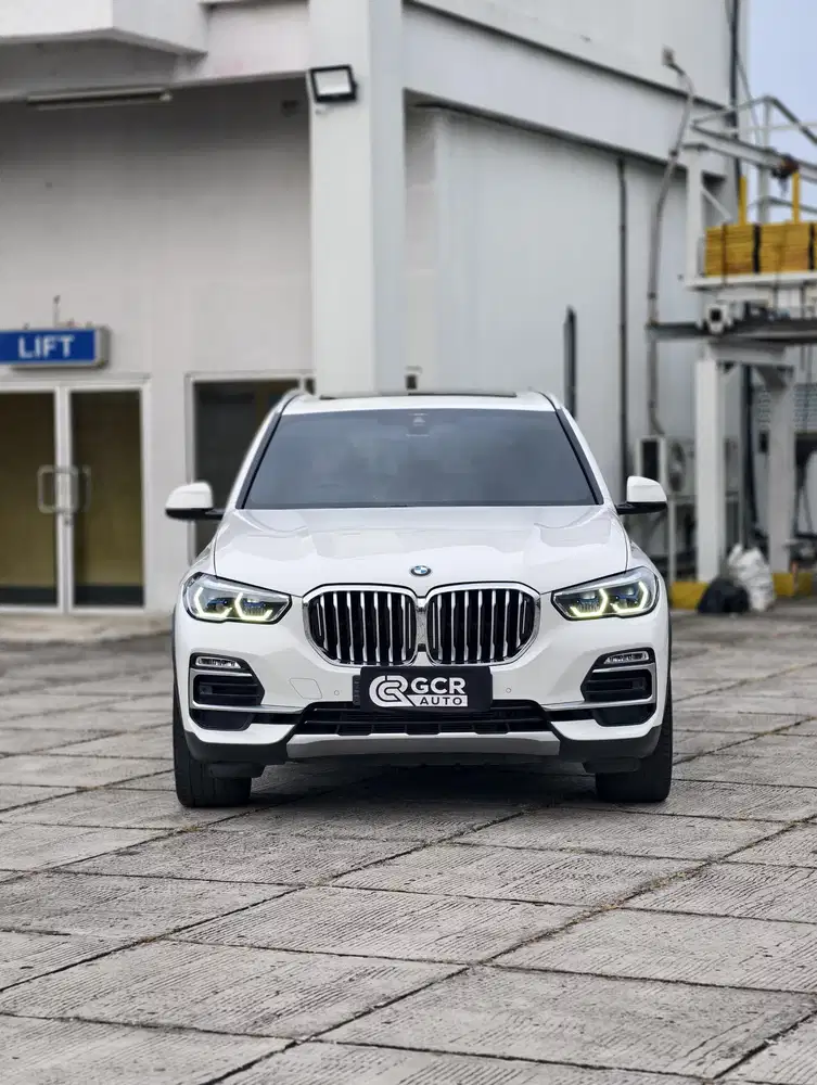 KM 32RB LIKE NEW !! BMW X5 X-DRIVE 4.0 XLINE 2019 AT MDL 2020/2021