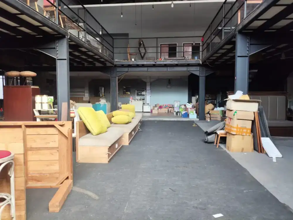 Ruko Siap pakai, pinggir jalan raya daerah. Semarang Timur -11034