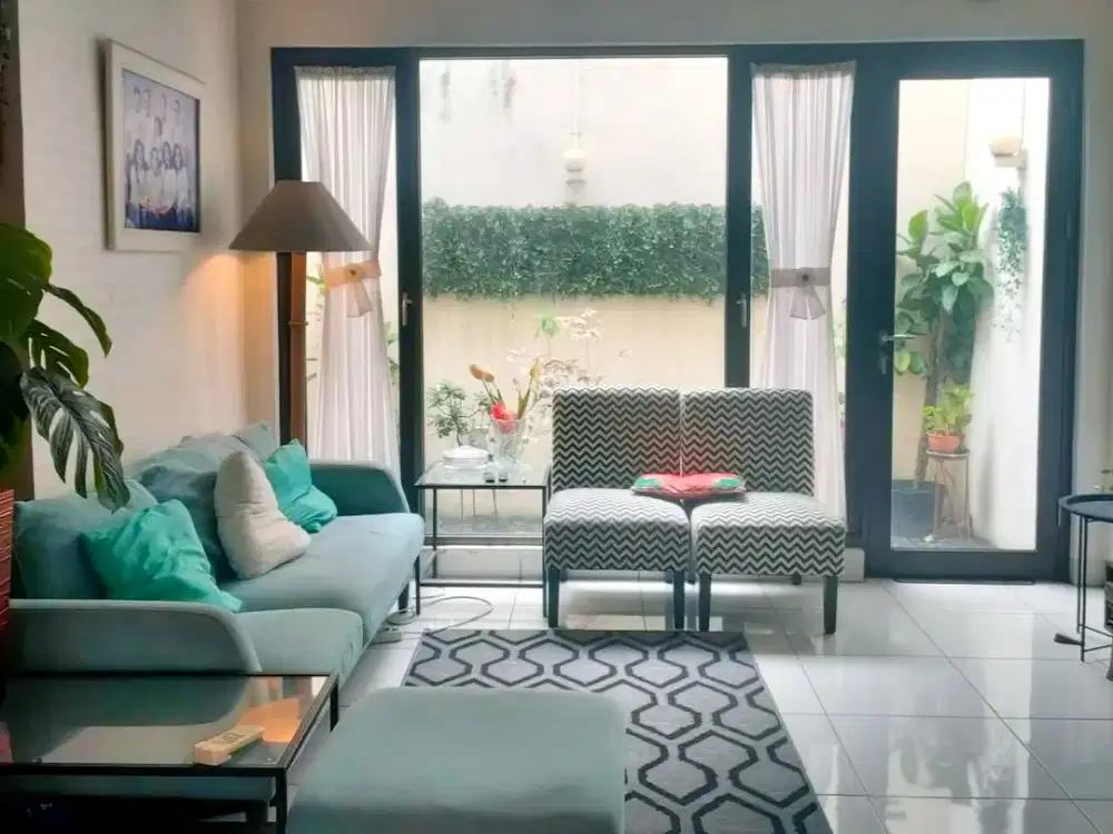 Rumah 2 Lantai Siap Huni di Delatinos BSD Dekat Stasiun Kerteta