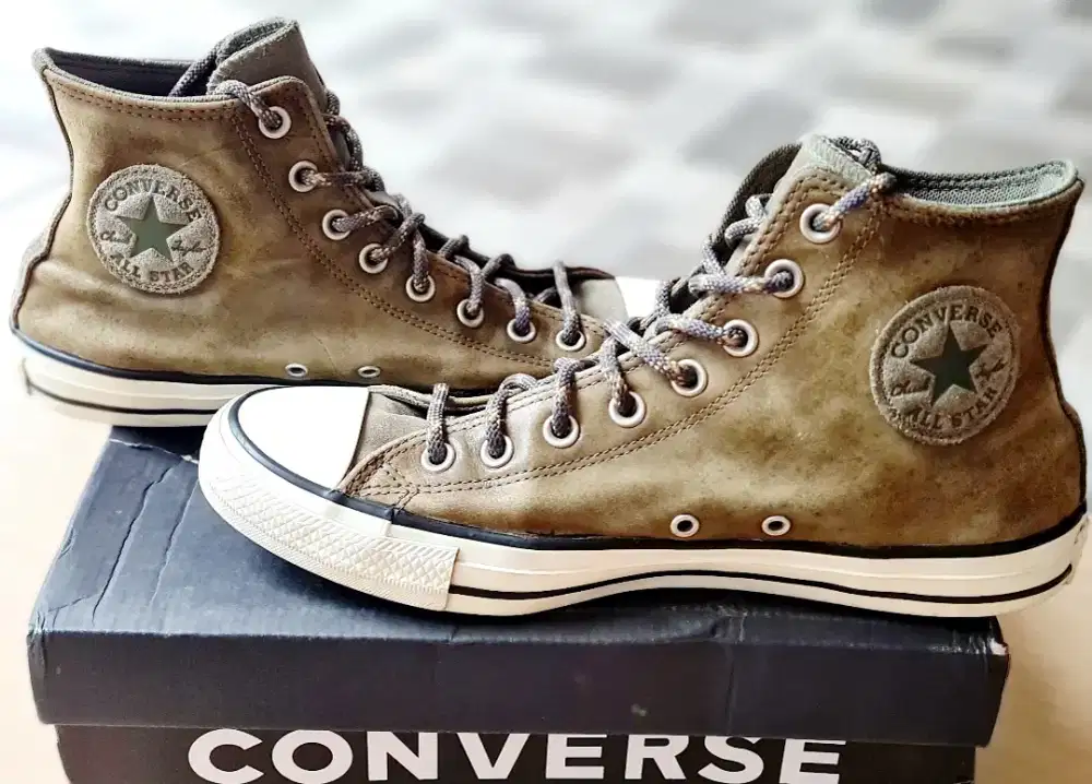converse army hig