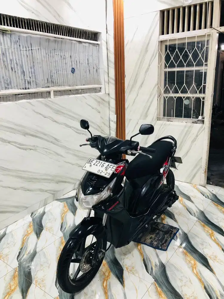 BEAT KARBU ISTIMEWA 2010 Pajak Hidup