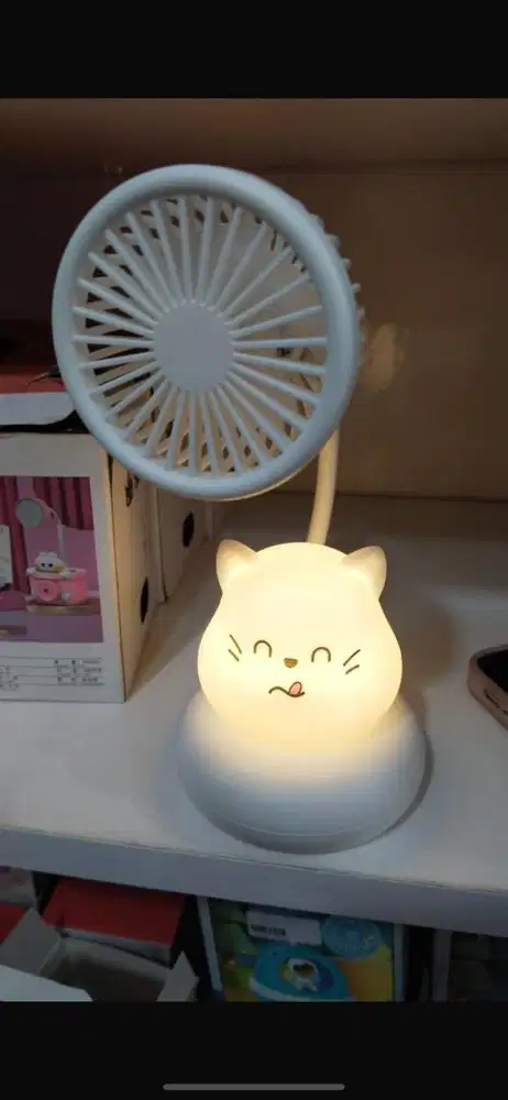 Ready Stock Lampu belajar ada kipas+ Lampi