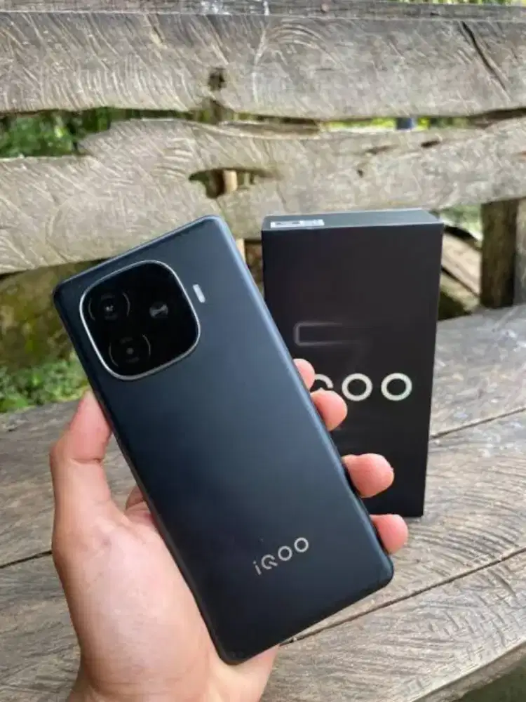 IQOO Z9 fullset like a new