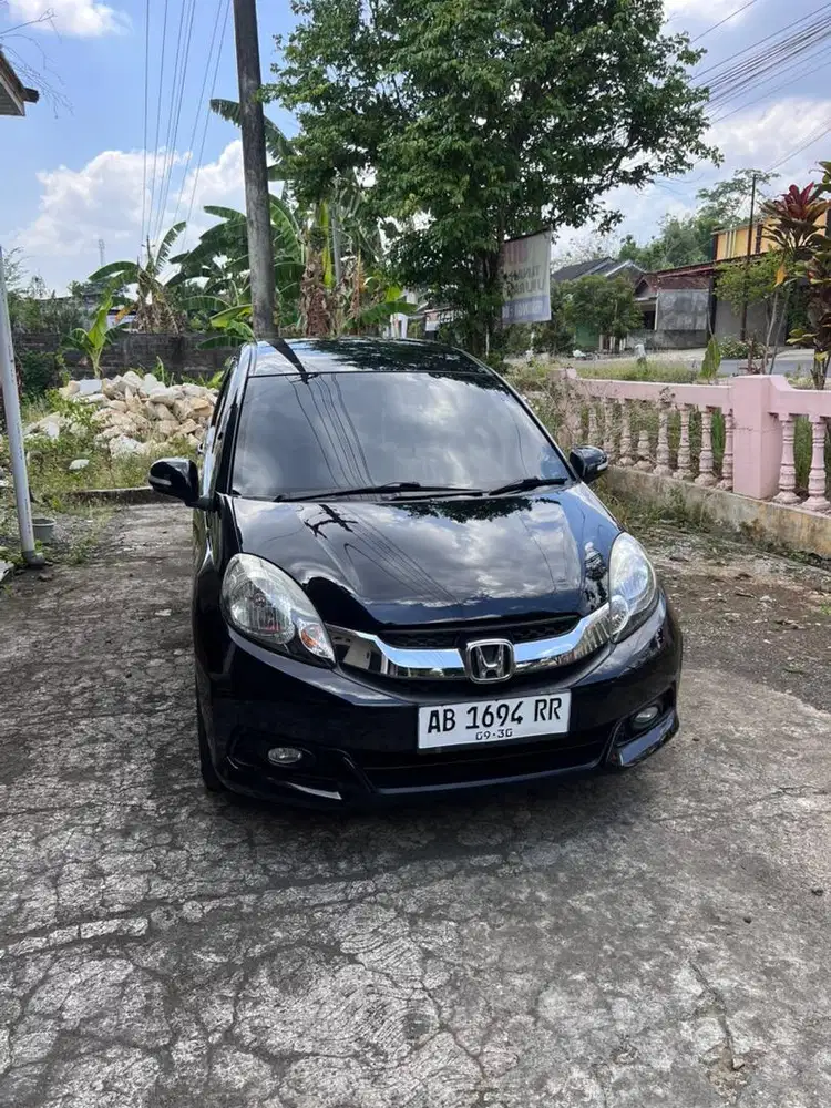 Dijual Mobilio E Matic CVT 2014
