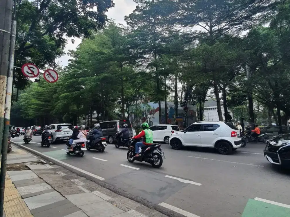 Dijual Rumah di pusat kota bandung jalan merdeka Dago Bandung